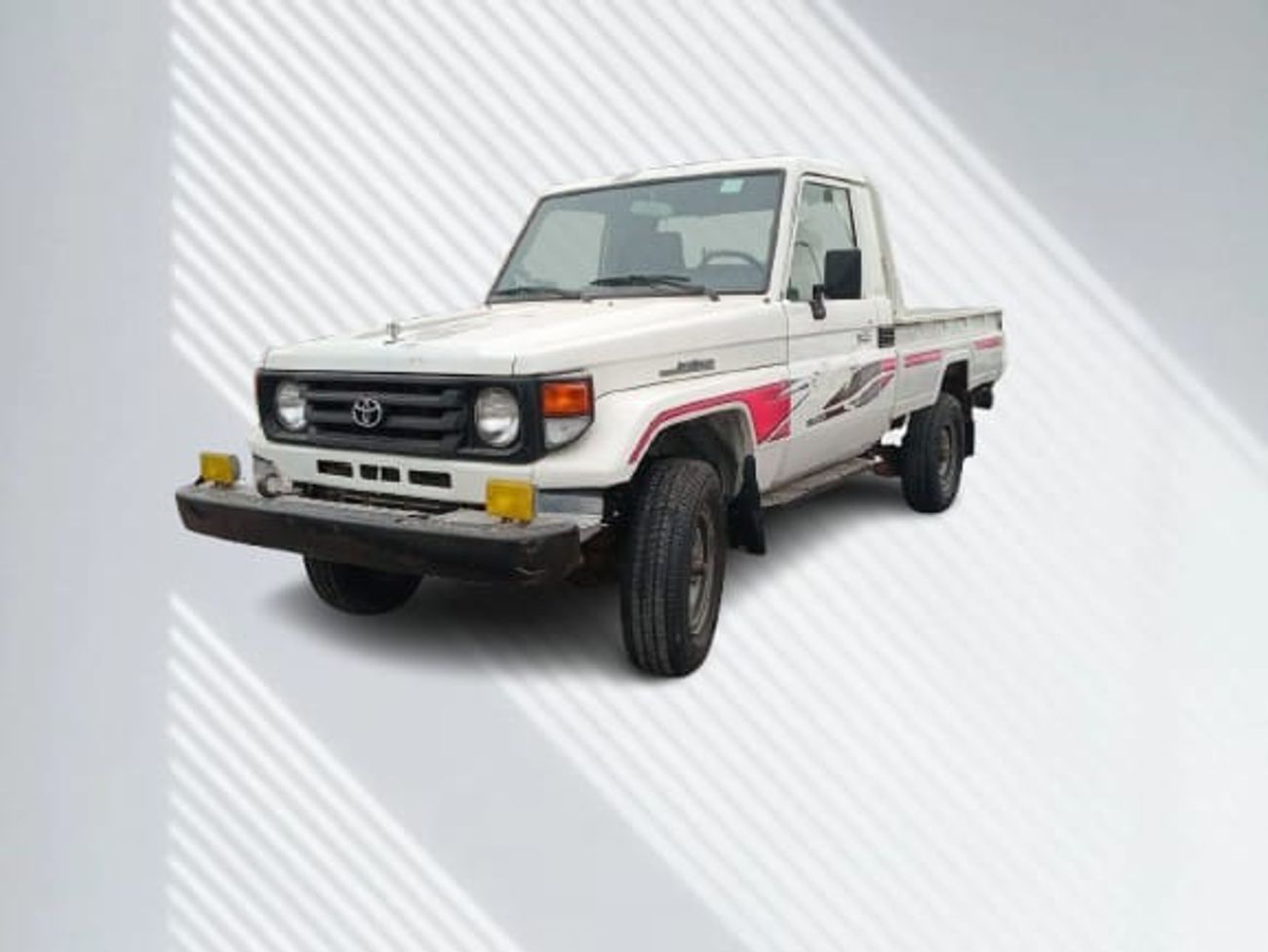 تويوتا لاند كروزر بيك آب SC 4.0L PETROL MANUAL TRANSMISSION