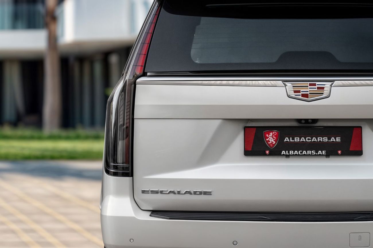 Cadillac Escalade ESV | V8 | 4,700 P.M | 0% Downpayment | AGENCY SERVICED!