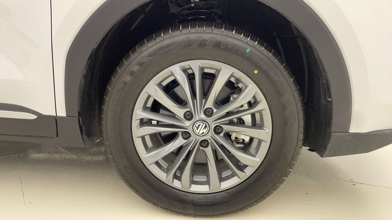 MG ZS STANDARD NEW 1.5 | Zero Down Payment | Home Test Drive