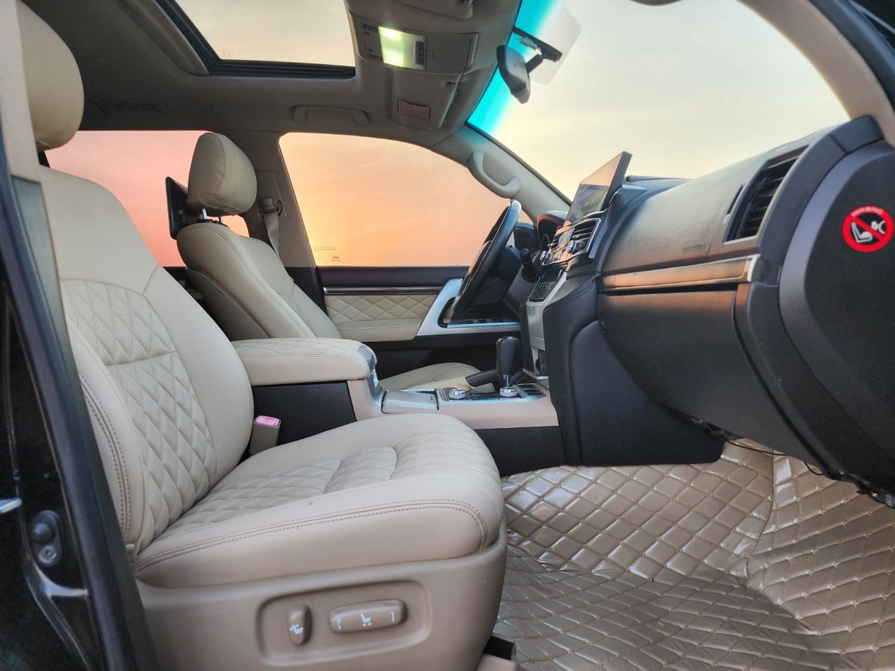 تويوتا لاند كروزر VX.R V8 upgrade 2023