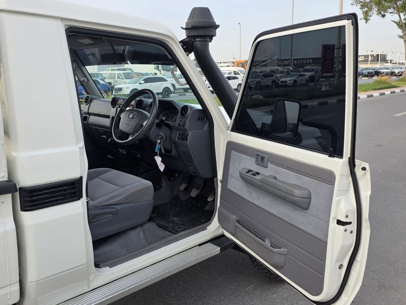 Toyota Land Cruiser Pick Up Diesel 4.5L ,Right Hand Drive ,2021 Model Only For Export Available