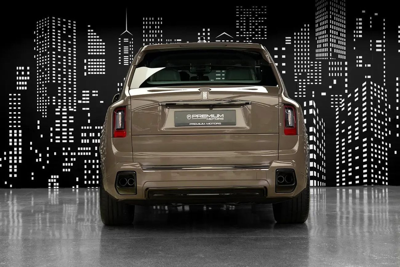 Rolls Royce Cullinan BLACK BADGE