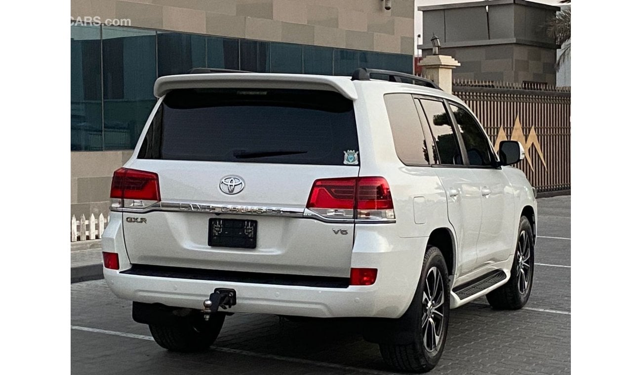 Toyota Land Cruiser GXR