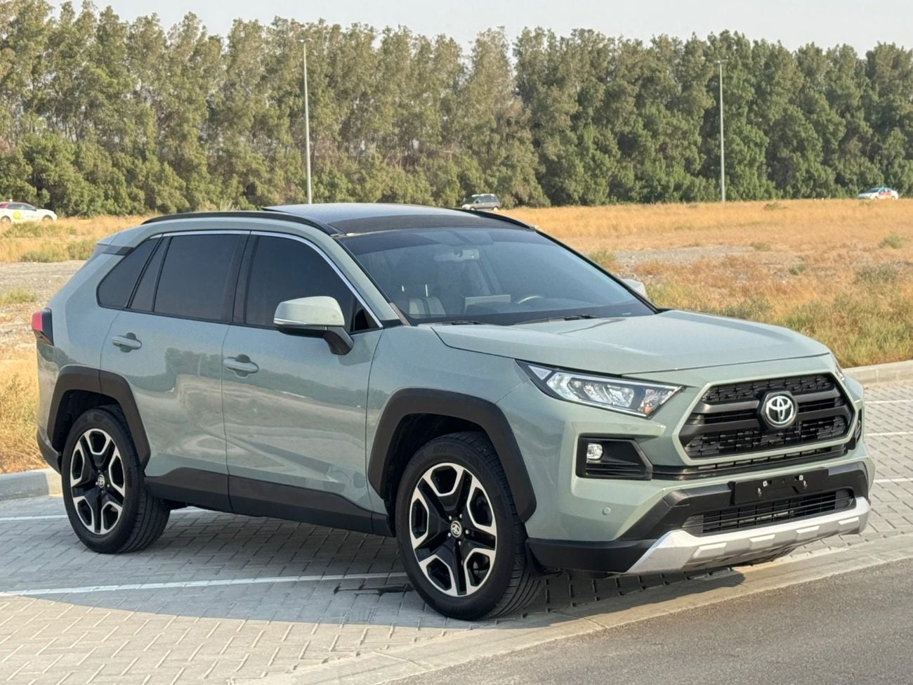 Toyota RAV4 ADVENTURE