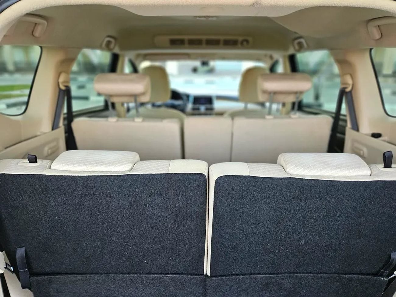 ميتسوبيشي إكسباندر GLX GCC Specs Premium Condition 7 Seater Perfect Inside Out