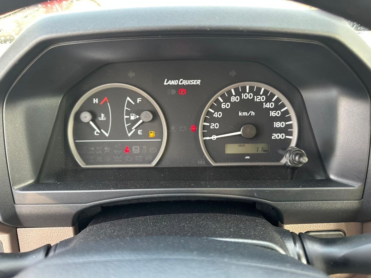 تويوتا لاند كروزر بيك آب Toyota Land Cruiser DC 2.8L DSL. MT 2025 Model Beige GCC