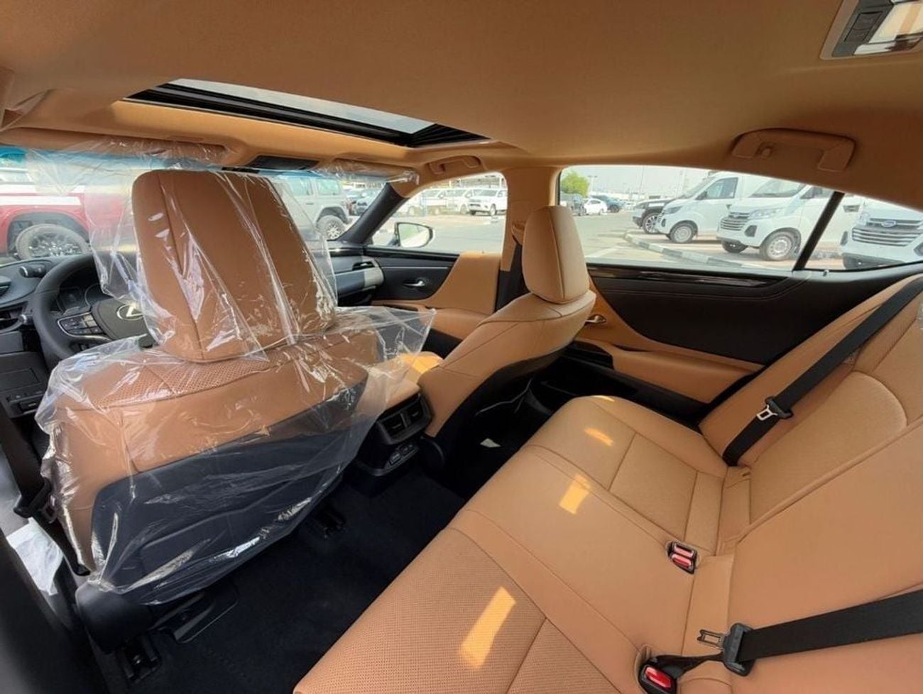 لكزس ES300h PLATINUM
