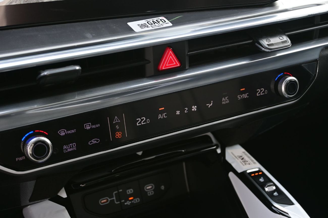 كيا سورينتو Kia Sorento 3.5L V6, Petrol AWD Model 2026 Color White