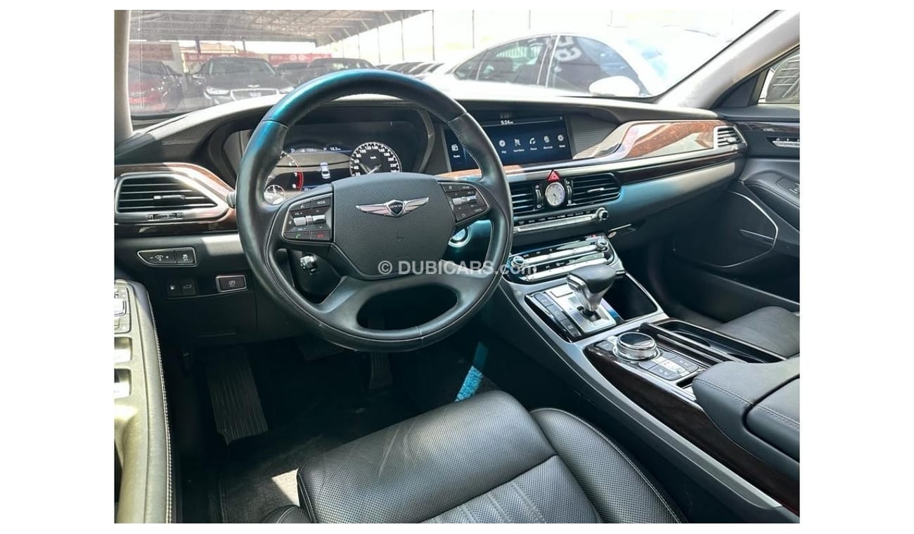 Genesis G90 Platinum