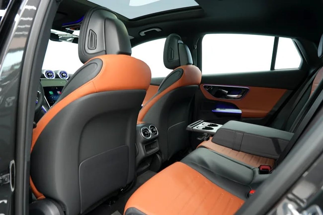 مرسيدس بنز GLC كوبيه 200 Arrival | GLC 200 Coupe | GCC km | Agency Warranty | AMG Package