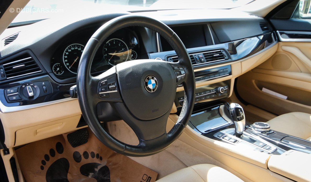 BMW 520i i