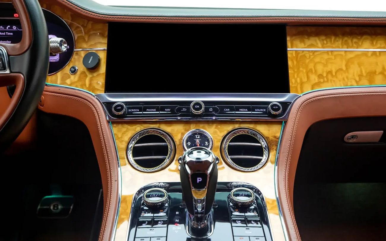 بنتلي كونتيننتال جي تي 6.0L W12 (626 HP) - GCC Spec