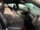 Volvo XC40 R DESIGN