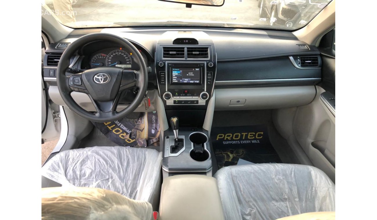 Toyota Camry LE 2.5L, DVD + Rear Camera, Front and Rear Parking Sensors, Rear AC, Alloy Rims 17'', LOT-720