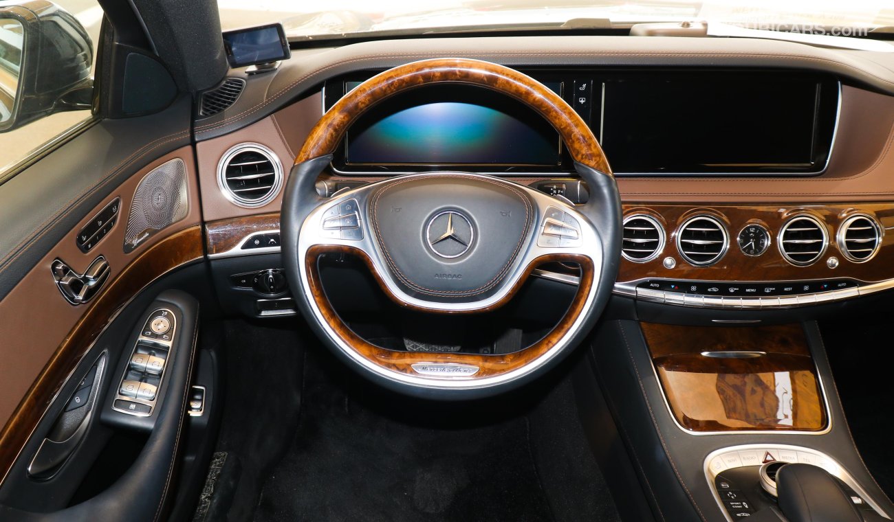 Mercedes-Benz S 550