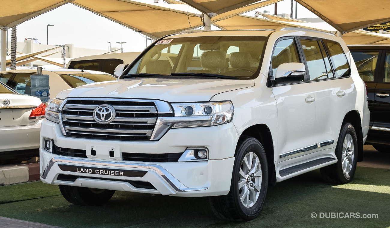 Toyota Land Cruiser GXR V6