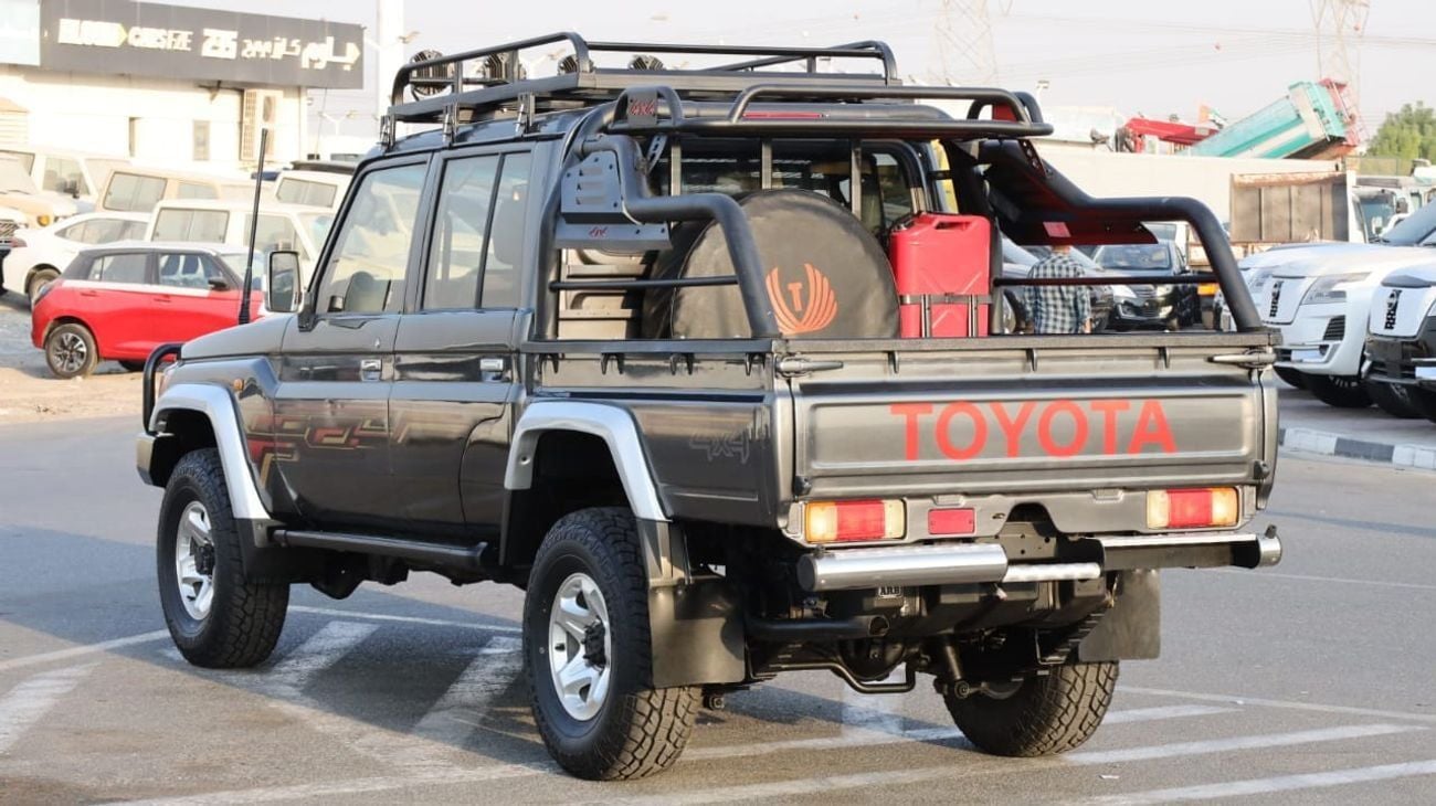 Toyota Land Cruiser Pick Up