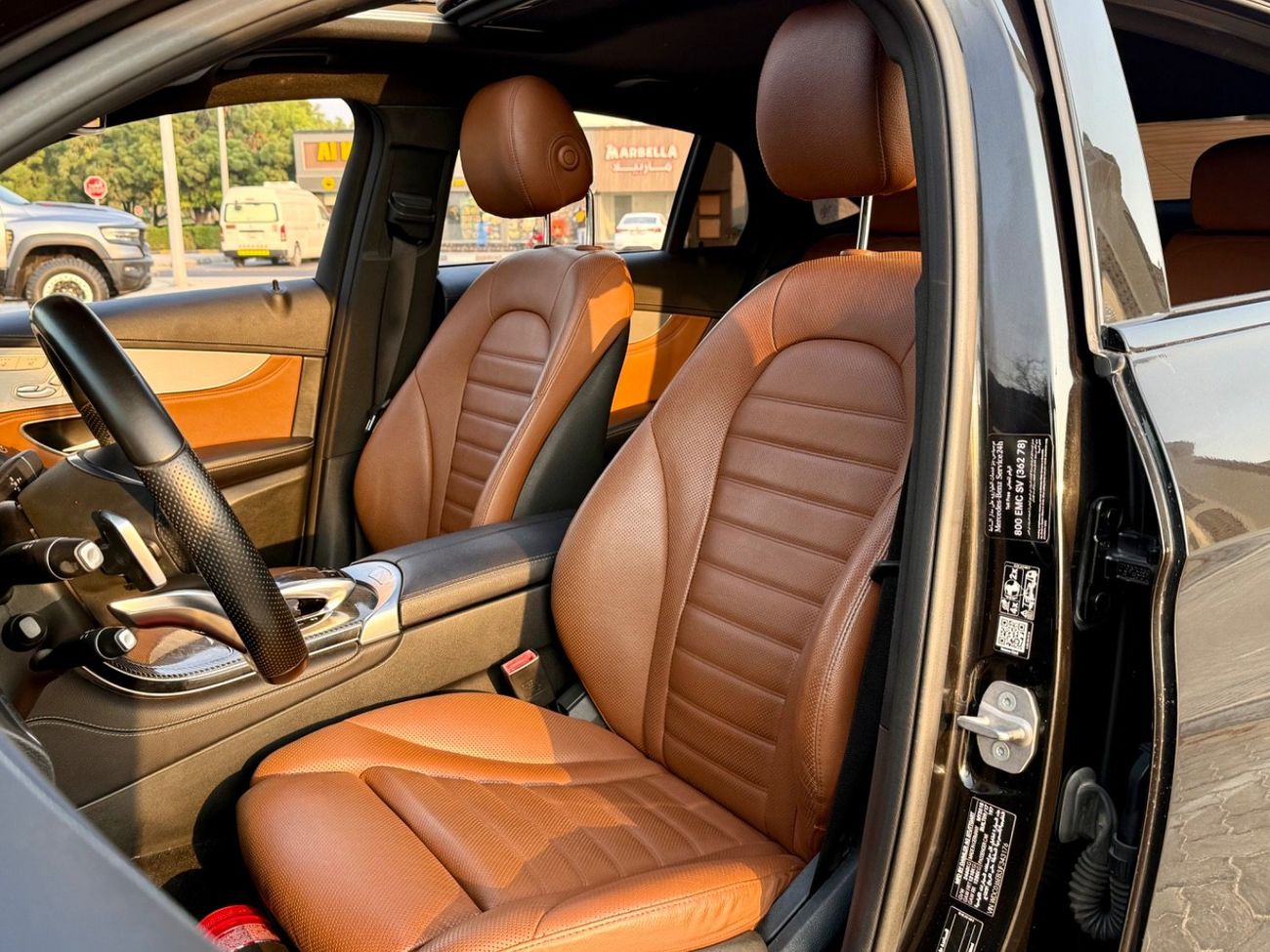 مرسيدس بنز GLC 43 MERCEDES GLC43 COUPE MODEL 2018 GCC SPACE FULL OPTION