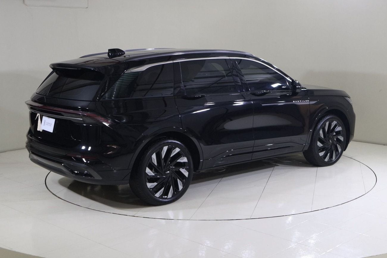 لينكولن ناوتيلوس NAU925H NAUTILUS PRESIDENTIAL 800A AWD 2.0L FHEV AT / FREE Insurance + Registration / AL TAYER MOTOR