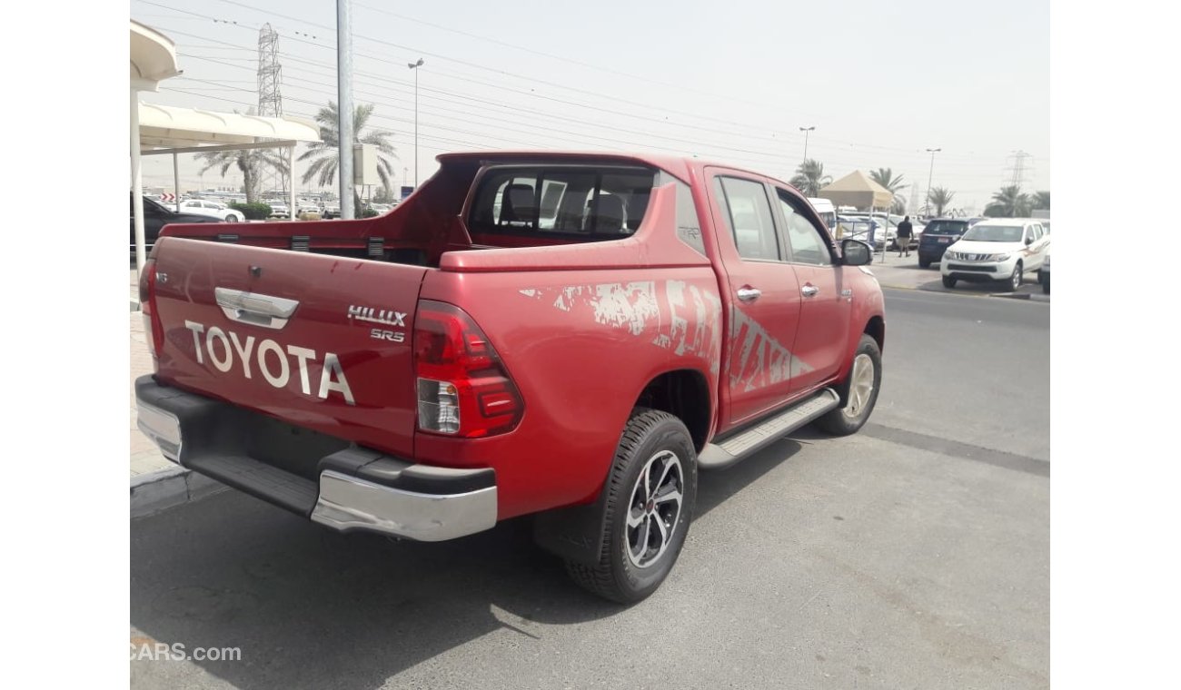 Toyota Hilux V6 full option