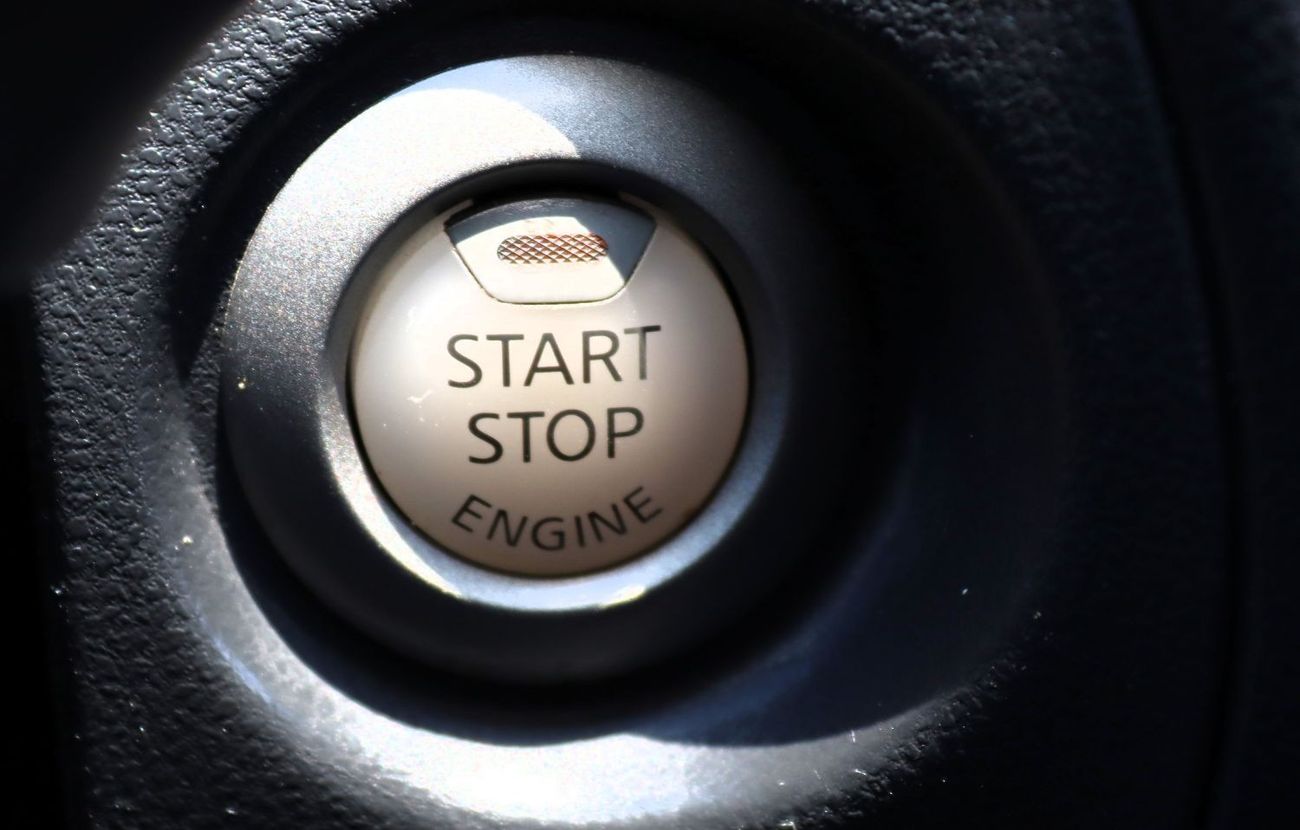 نيسان جوك SL خالية من الحوادث - خليجي - رقم 2 - مكينة 1600 سي سي - تشغيل بصمة