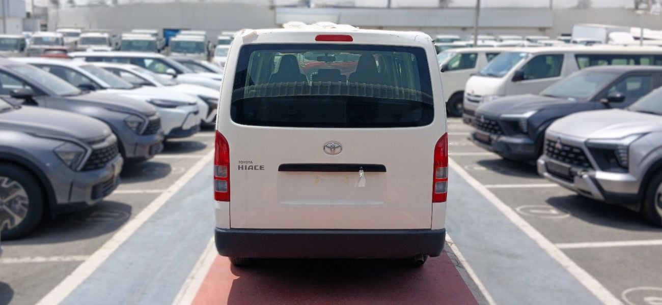 تويوتا هاياس 2.5L Diesel Manual Passenger 2026YM