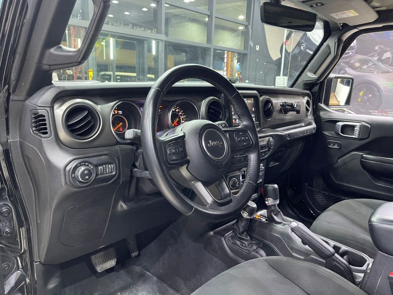 جيب رانجلر Unlimited Sport 3.6L A/T