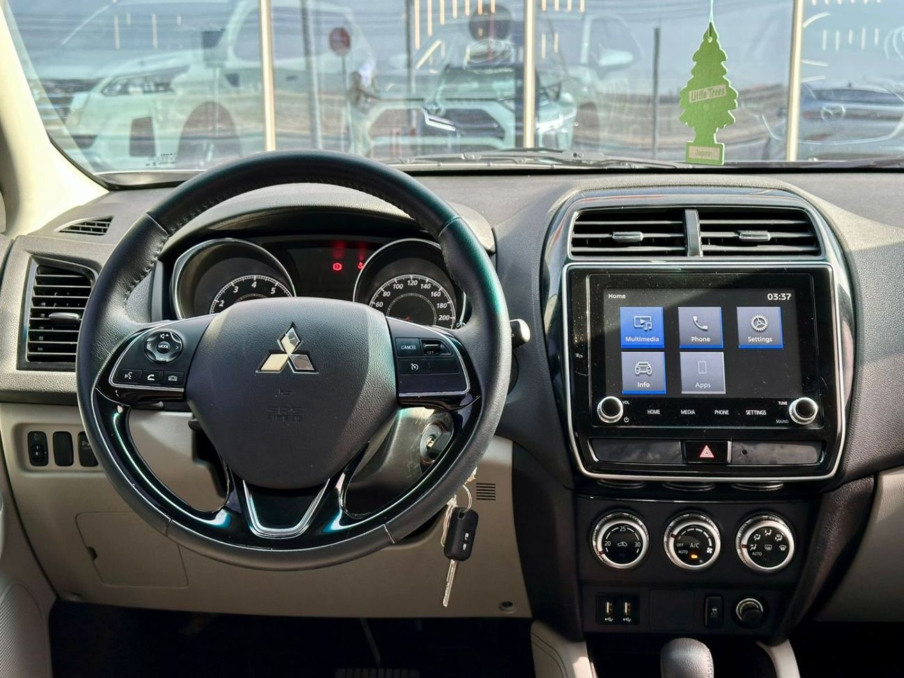 ميتسوبيشي ASX Mid 2.0L FWD