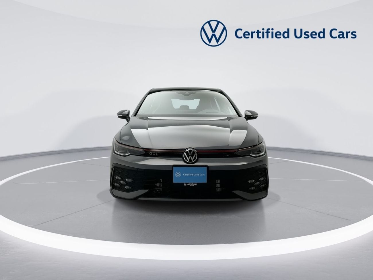 Volkswagen Golf SEL 2.0T GTI Leather Seats (Ref#35061) / 21,100 AED SAVINGS from New Car