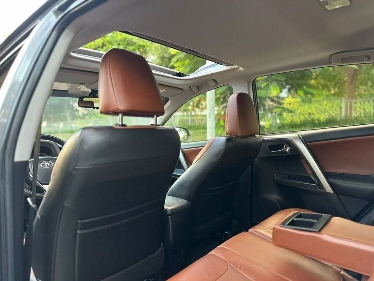 تويوتا راف ٤ VX 2.5L