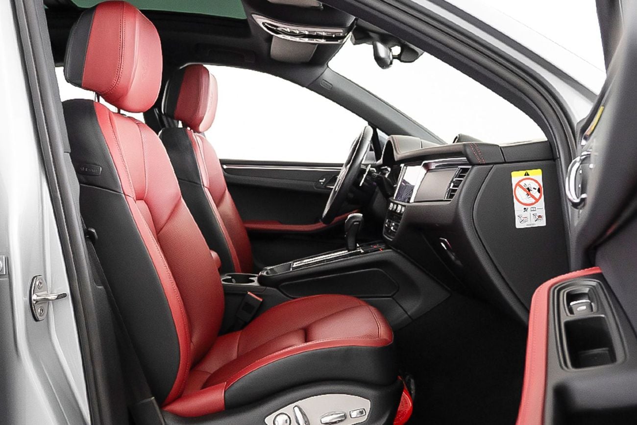 Porsche Macan STD