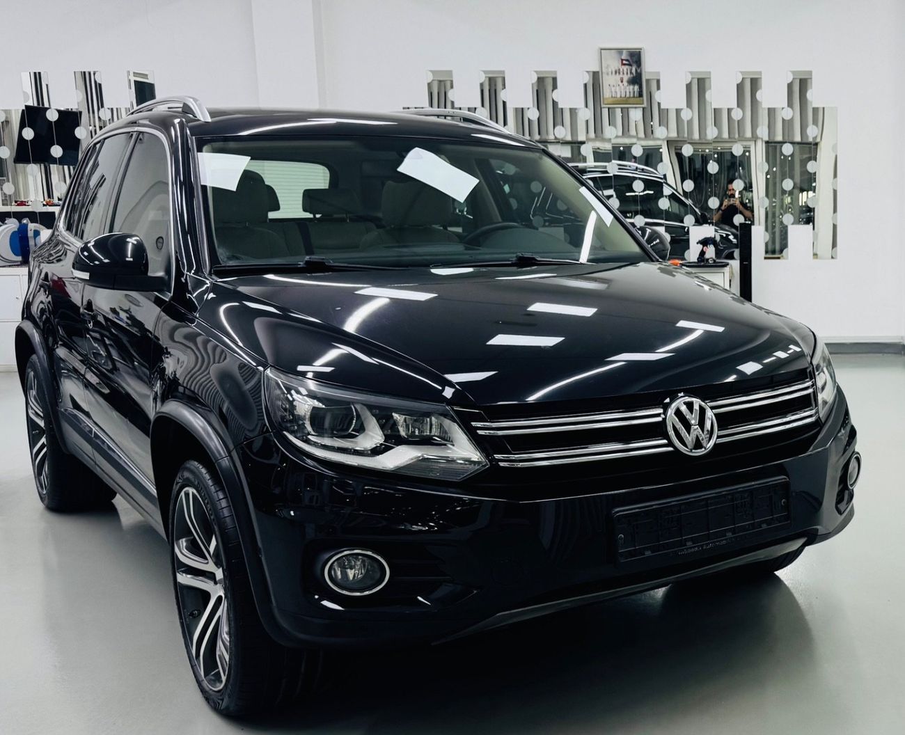 Volkswagen Tiguan SEL 2.0L
