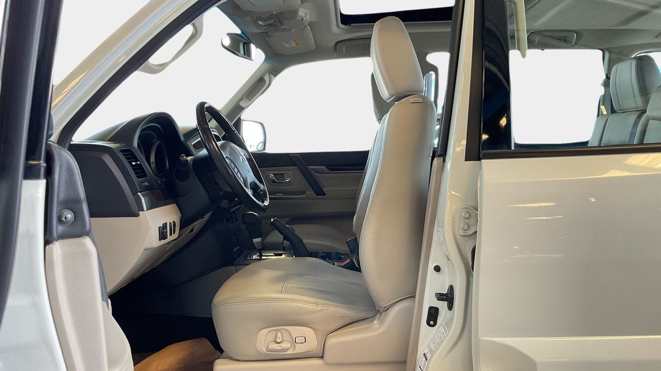 Mitsubishi Pajero GLS Highline 3.8L (274 HP) GLS Highline | Guaranteed Warranty | 0 Down Payment