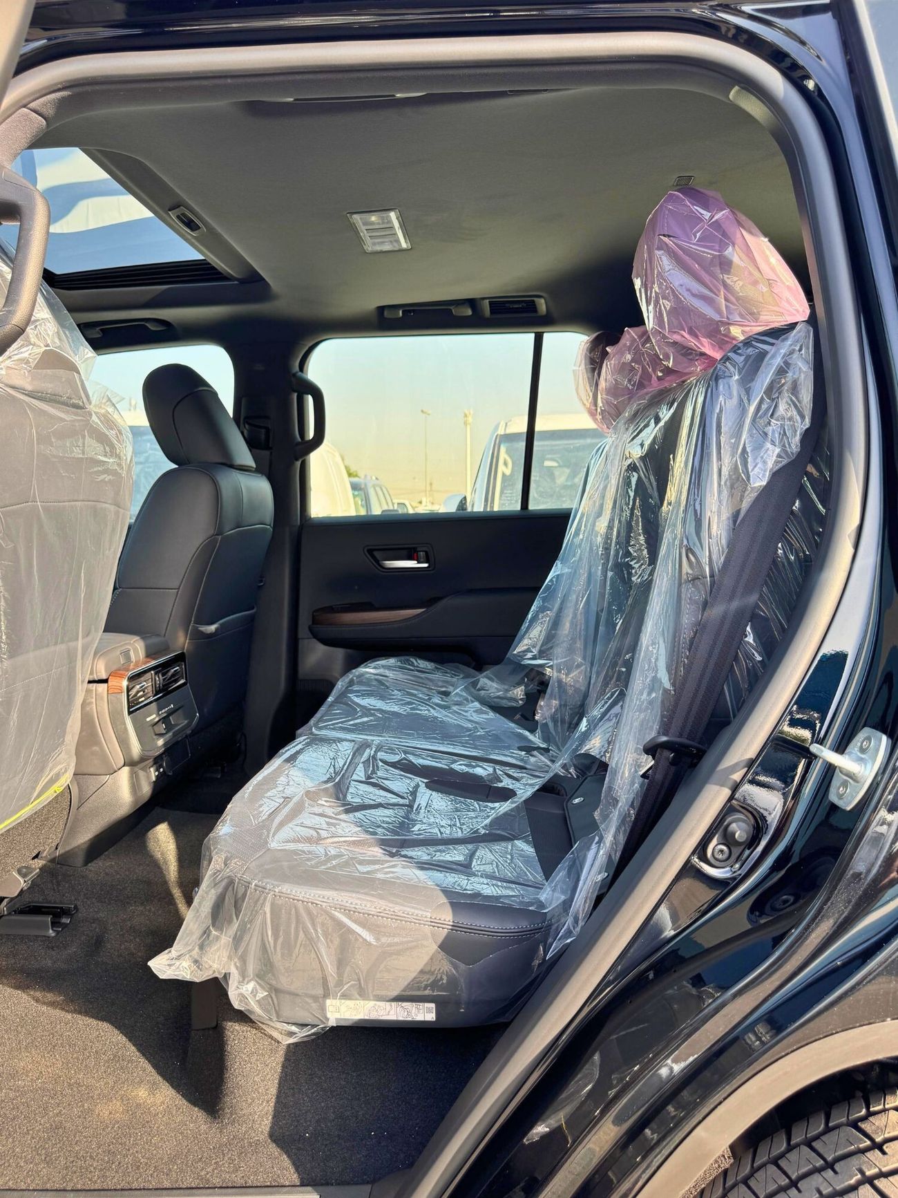 تويوتا لاند كروزر GXR / 4.0L PETROL / PWR SEATS & VENTILATION / SPEEDOMETR / SUNROOF / HIGH OPTION / CODE# GXR42H