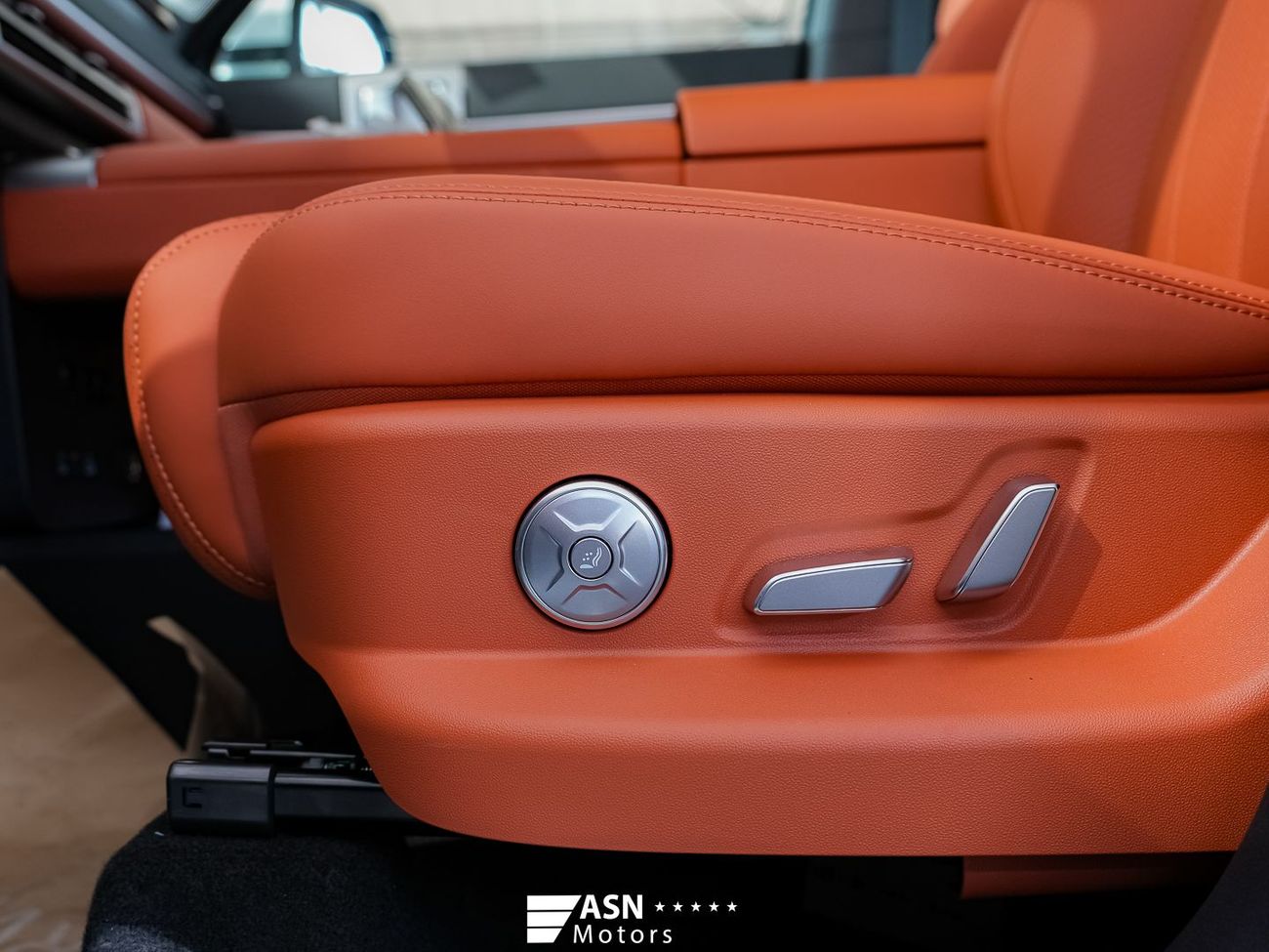 BYD Leopard Titanium 7 Ultra Edition Orange Interior 1.5 Plug-In Hybrid (Export Price)