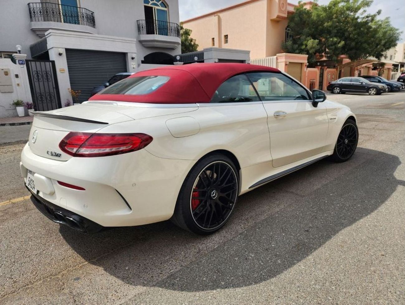 مرسيدس بنز C 63 كوبيه C63s AMG Cabriolet Carbon Fiper