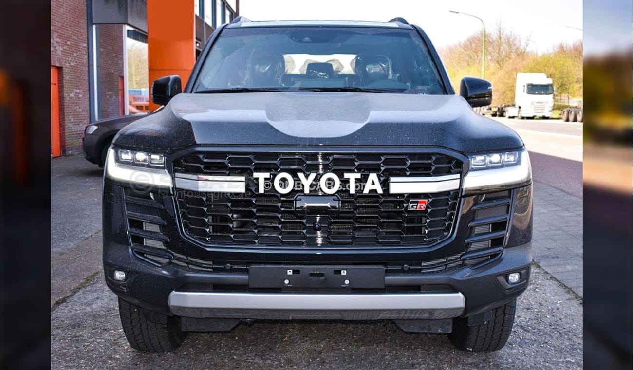 New Toyota Land Cruiser GR-S 2022 LAND CRUISER 300 GR SPORT 3.3L DIESEL ...