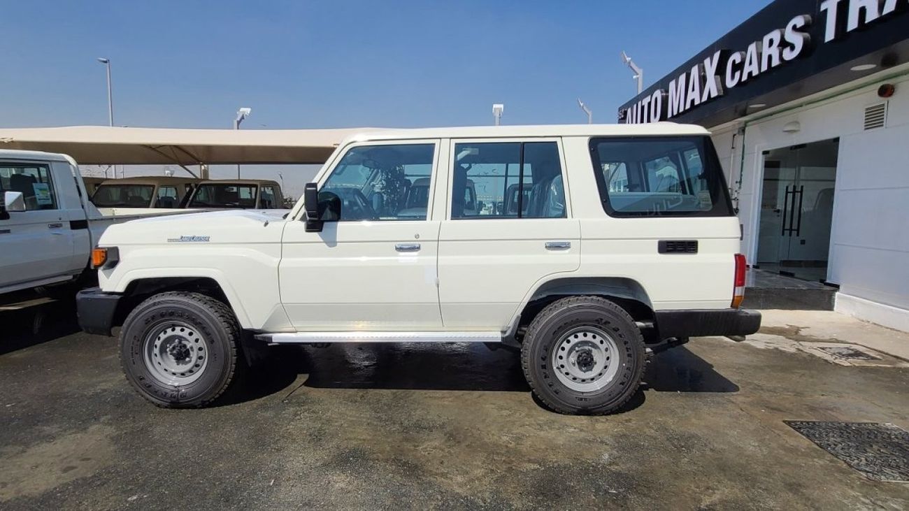 Toyota Land Cruiser 70 Toyota Land Cruiser 76 4.2L STD M/T DSL 2024