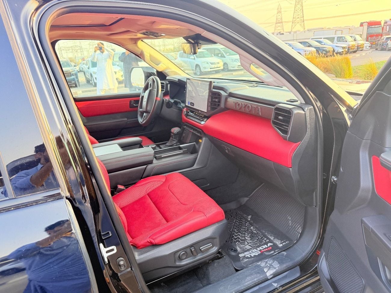 تويوتا سيكويا