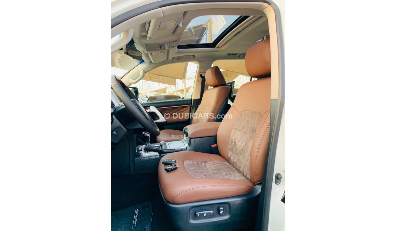 Toyota Land Cruiser VXR