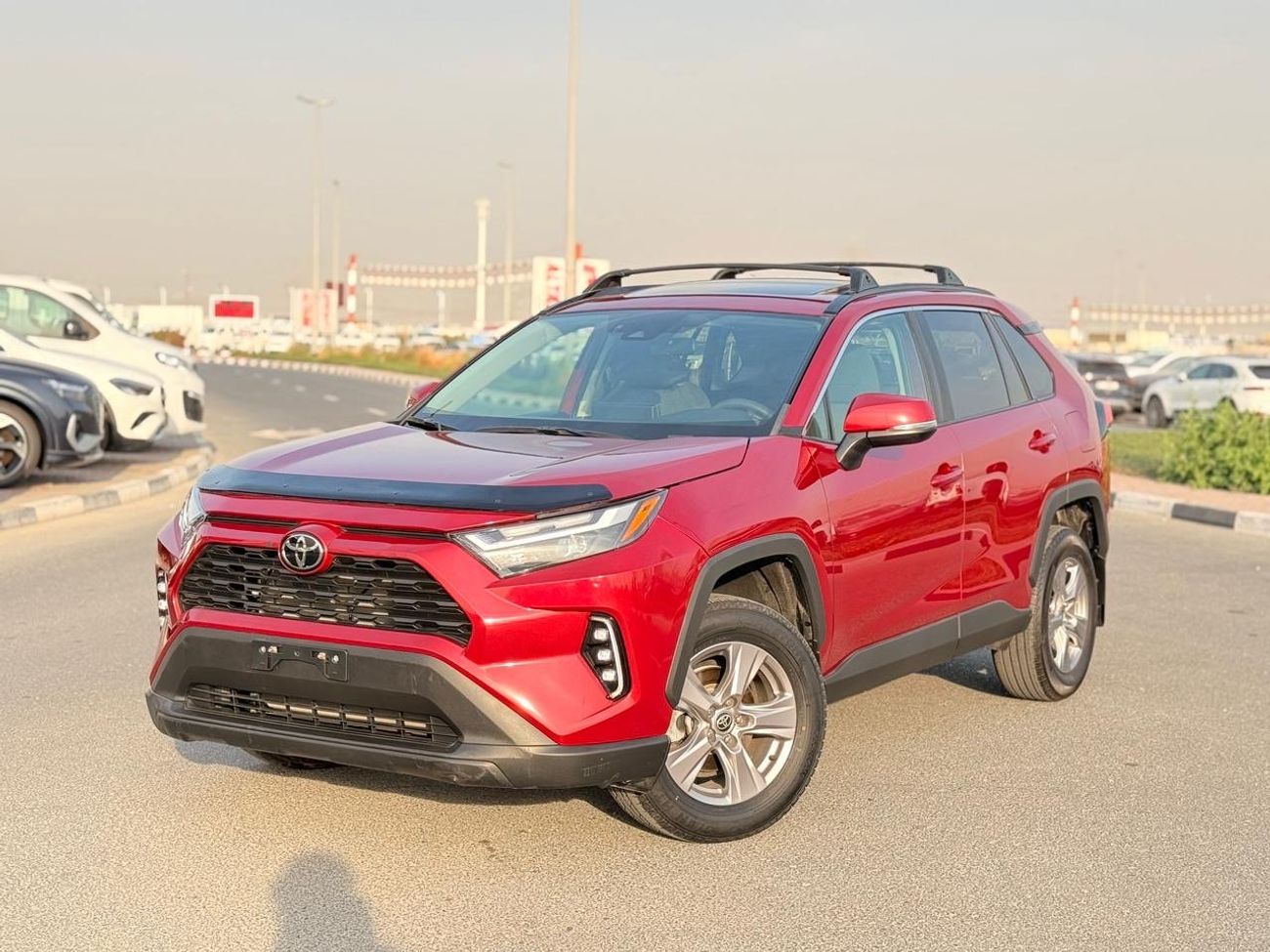 Toyota RAV4 XLE 2.5L AWD Full option 2023
