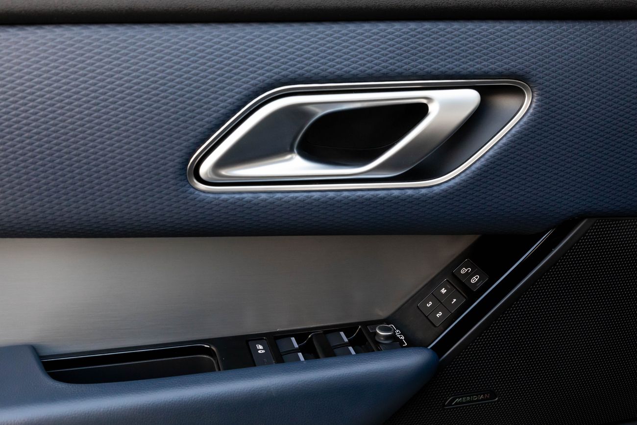 Land Rover Range Rover Velar Range Rover Velar R-Dynamic | 3,134 P.M | 0% Downpayment | Warranty!