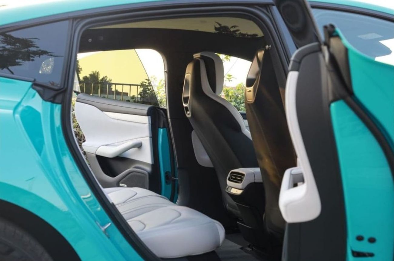 Xiaomi SU7 2024 XIAOMI SU7 PRO - Blue inside Grey