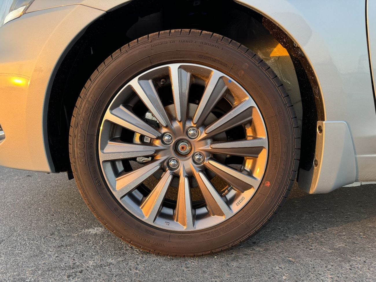 سوزوكي سياز Suzuki Ciaz GLX  2025