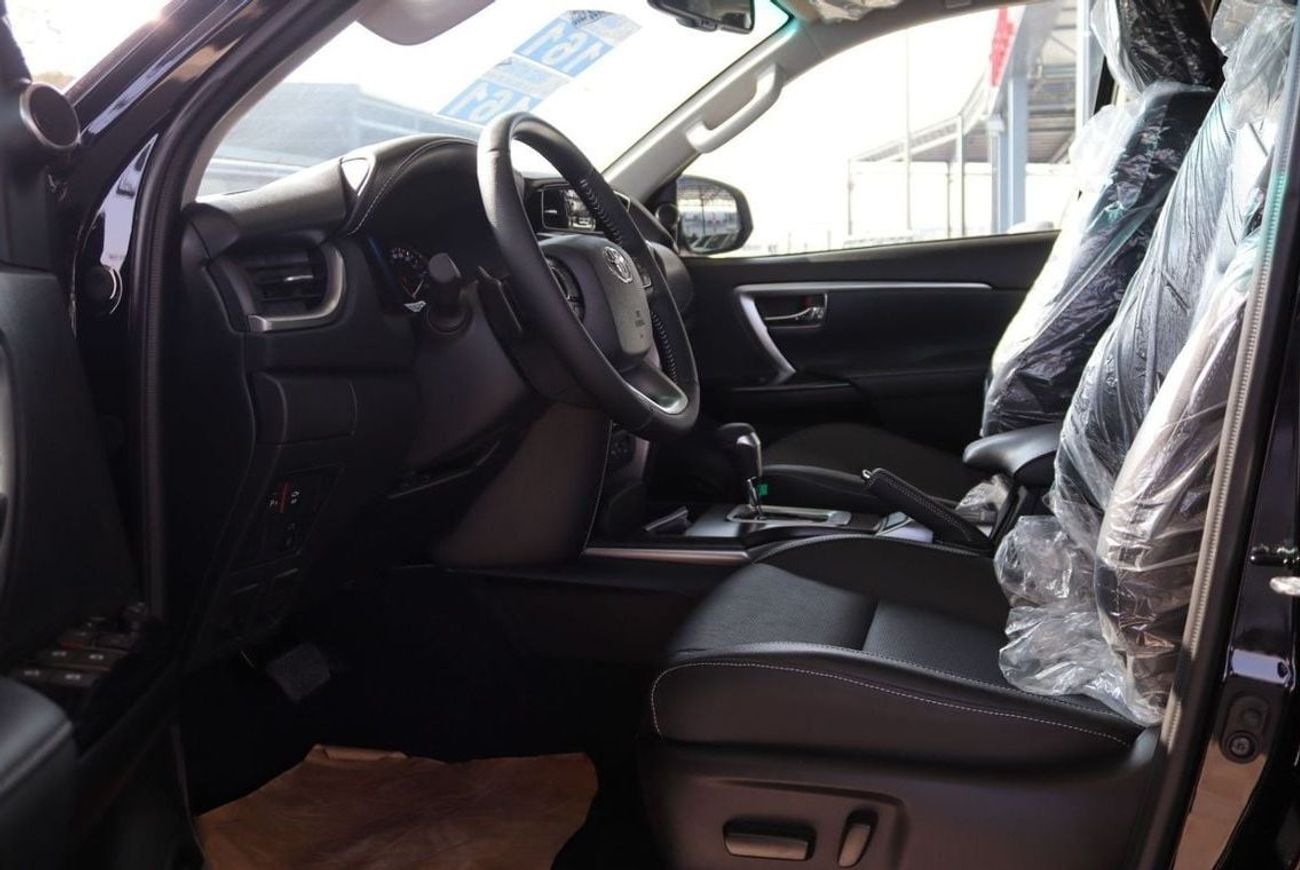 تويوتا فورتونر 2025 FORTUNER VXR 4.0 V6 PETROL/GASOLINA**EXPORT ONLY**التصدير فقط خارج الخليج**