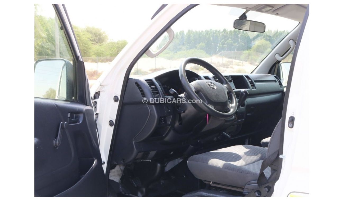 Toyota Hiace 2018 | HI ROOF DELIVERY VAN WITH GCC SPECS AND EXCELLENT CONDITION