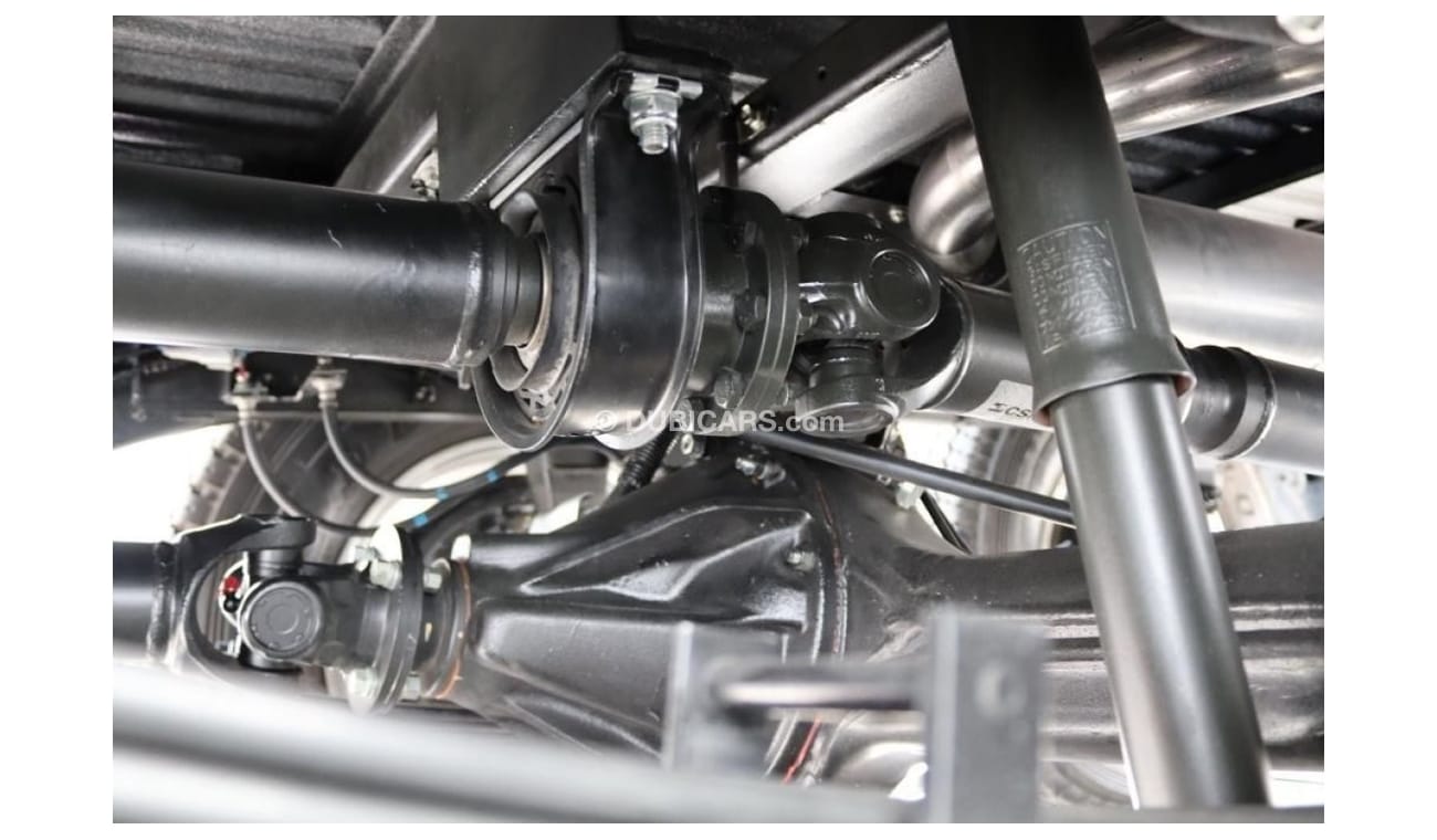 تويوتا لاند كروزر بيك آب 6X6 تويوتا لاند كروزر بيك أب 4.5 لتر