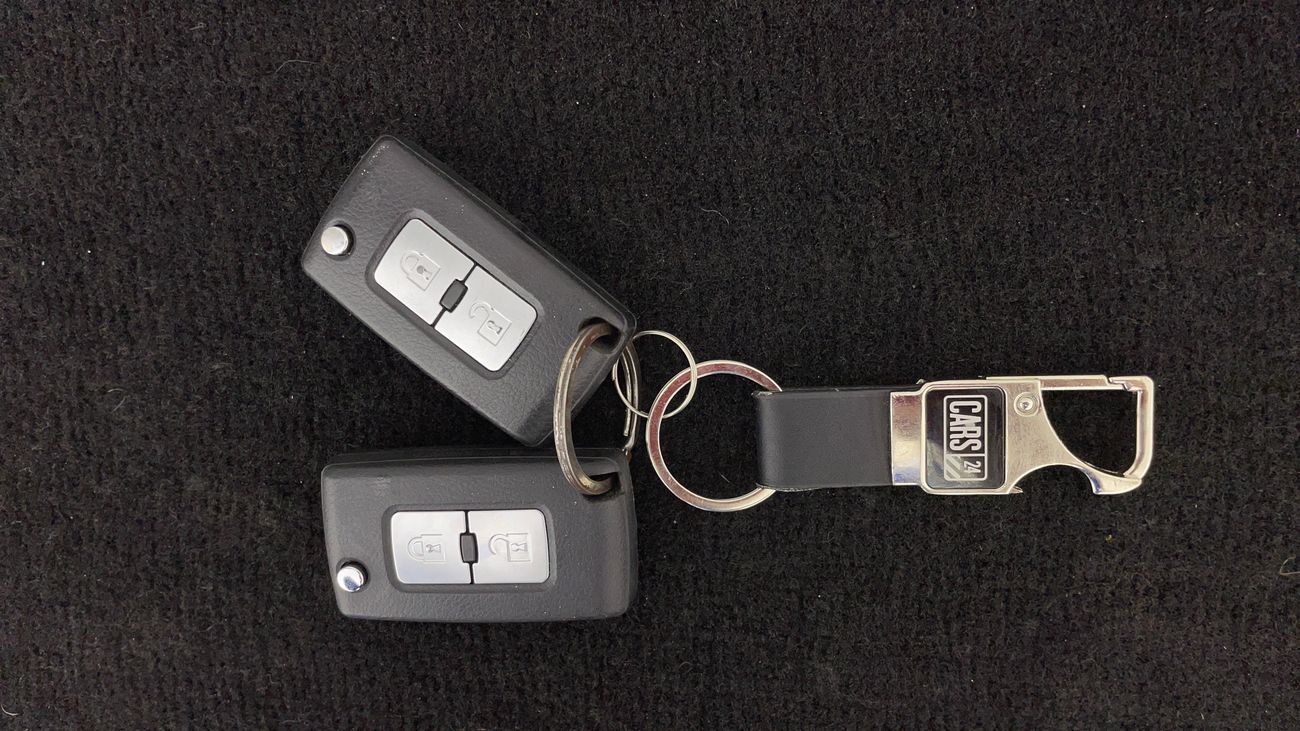 ميتسوبيشي باجيرو GLS LOW LINE 3.5 | بدون دفعة مقدمة | اختبار قيادة مجاني للمنزل