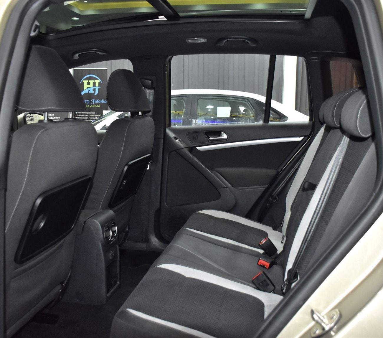 Volkswagen Tiguan EXCELLENT DEAL for our Volkswagen Tiguan R-Line ( 2016 Model ) in Beige Color GCC Specs