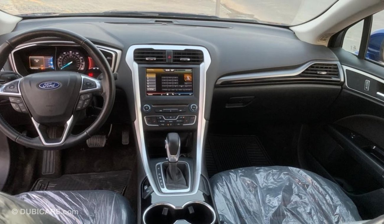 Used Ford Fusion SE SE SE Very Clean Car 2016 for sale in Dubai - 524700